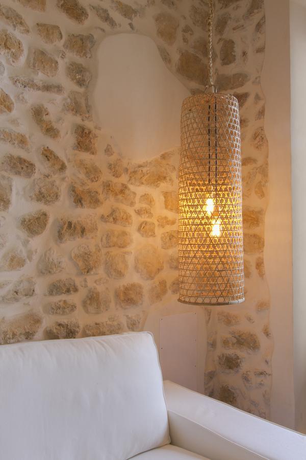 Home Hotel The Pink Pepper Tree Lloseta Luaran gambar