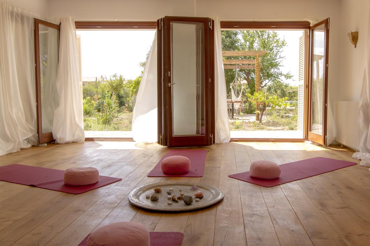 Home Hotel The Pink Pepper Tree Lloseta Luaran gambar